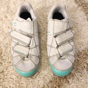 Shimano Cycling Shoes - Peloton compatible!